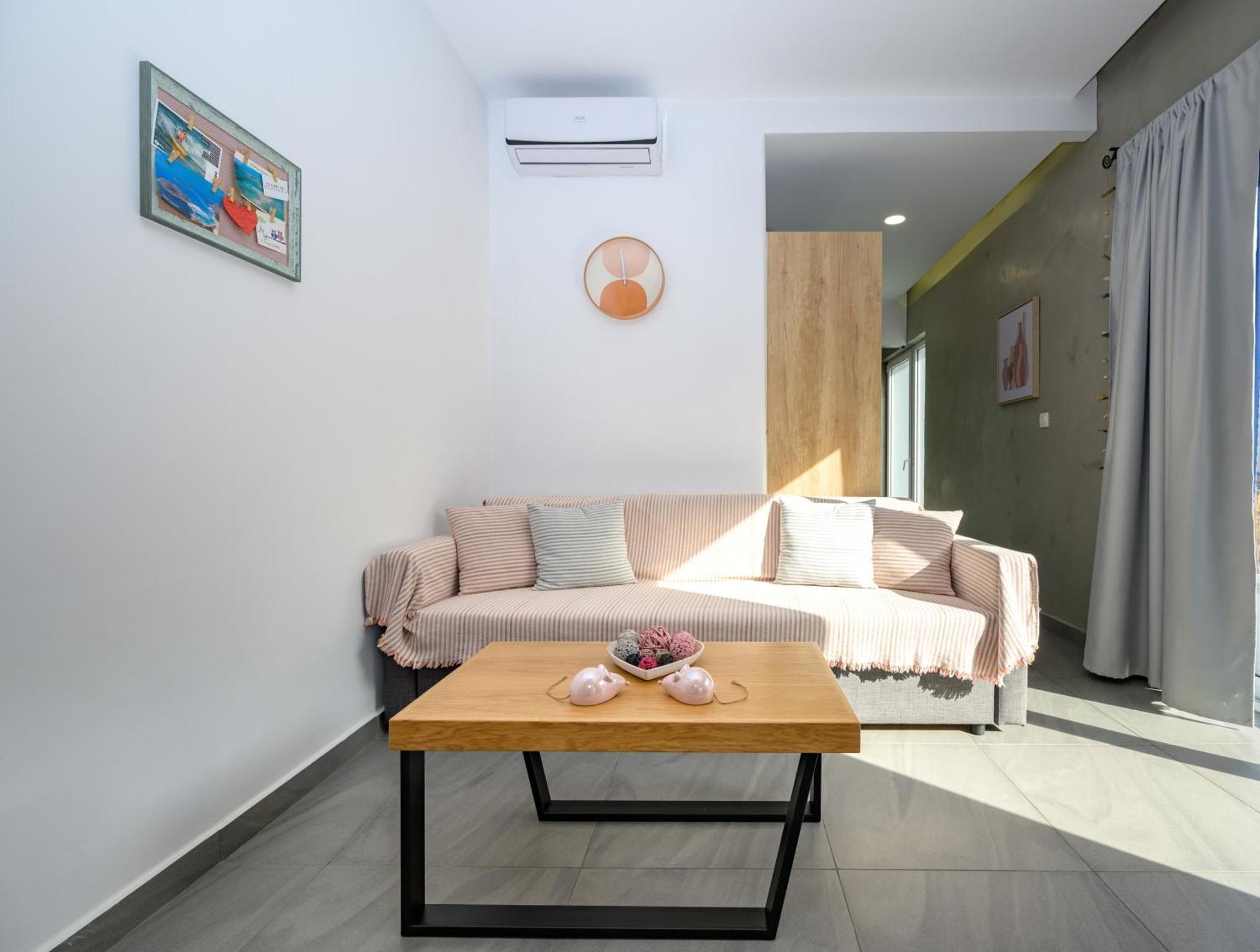 You And Me -750M From The Sea Kissamos Exterior photo